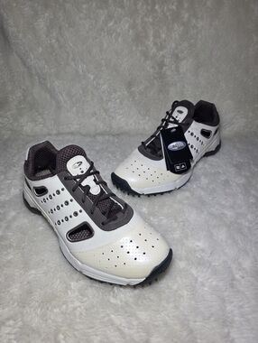 NWT Adidas ClimaCool Oasis II Shoes - Cream/Brown (Size 7)